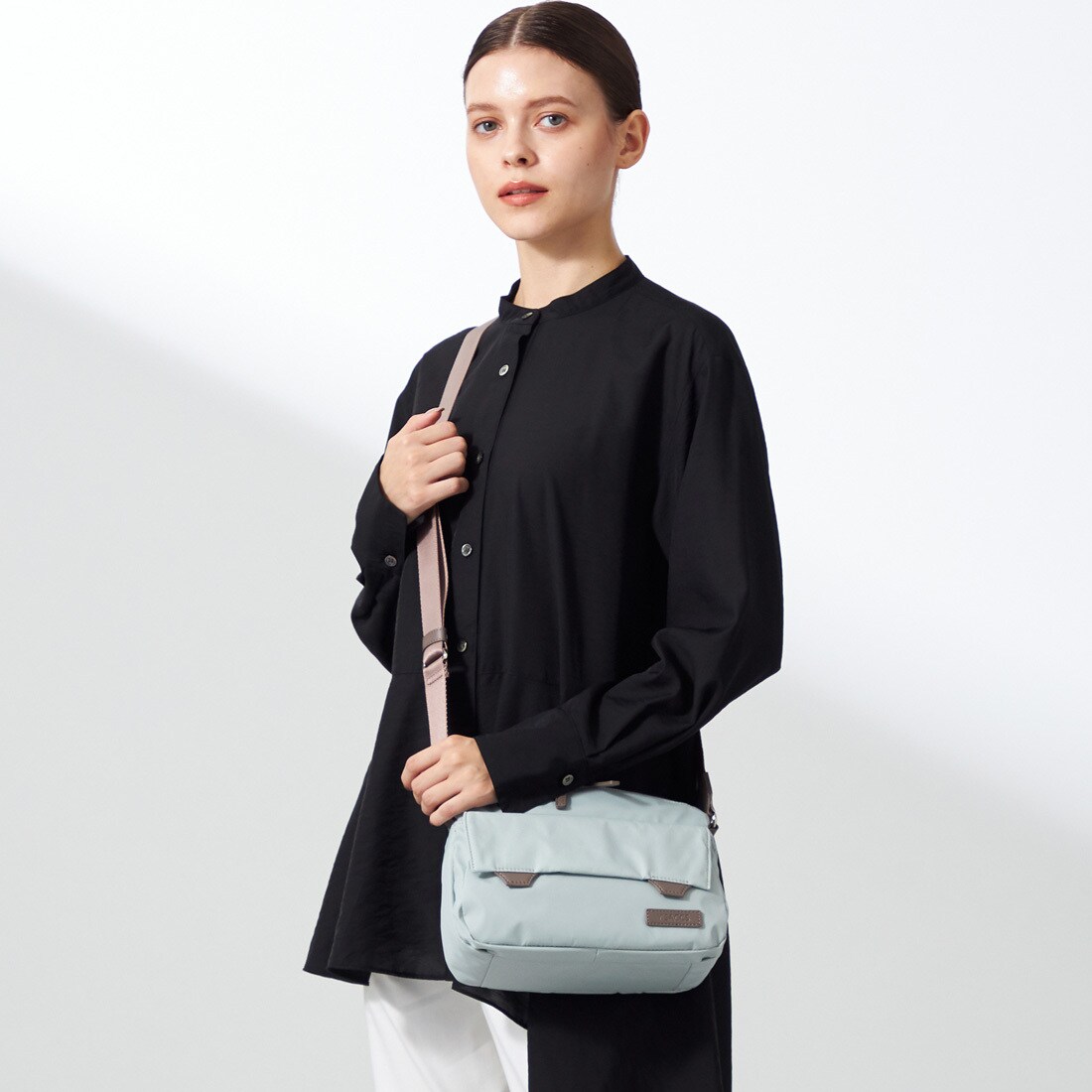 ダブルタブ トラベルポシェット | イザック(Y'saccs) | マルイウェブ