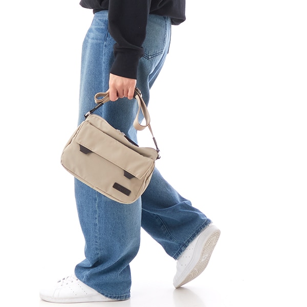 ダブルタブ トラベルポシェット | イザック(Y'saccs) | マルイウェブ