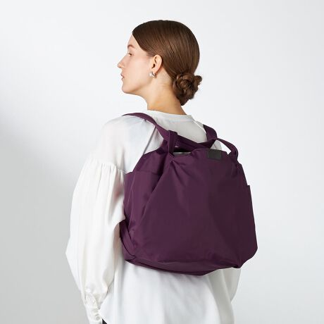 [^:20-040-03]AE^[|Pbg̎[Xy[XA2WAYȂǂ̋@\dAiCgxV[YBCfނ͍x̔G肪ǂ^t^gpĂ܂B\Ɍ̃jbg\邱ƂŌyێAKxȃnoĂ܂BFǂ}bgɎdオĂ邽߁Ax[VbNɎg₷V[YłBTCh̃V_[XgbvEɈ邱ƂŃbNɑςBוďdȂȂǂŎςƂɈuőΉł悤ɂȂĂ܂BA4TCYɑΉĂA|PbgLxɔzĂ̂ŁAfC[ɂ͂gxV[ł􂷂ACełBV[Ỹ{XgobOi20-040-04jƂ̕pg߁BOcI[v|Pbg~2,t@Xi[|Pbg~3,}Olbgt|Pbg~PA{̓ɒt@Xi[~1cI[v|Pbg~3,t@Xi[|Pbg~1,d؂t@Xi[|Pbg~1H{fނgpĂ܂ADt@Xi[ȂǂZ\܂B܂AH͉ivIȂ̂ł͂܂̂łӂBƖ̊֌WɂAۂFČꍇ܂B܂p\REX}[gtHȂǂ̊ɂA኱iƉ摜̃J[قȂꍇ܂B\߂B