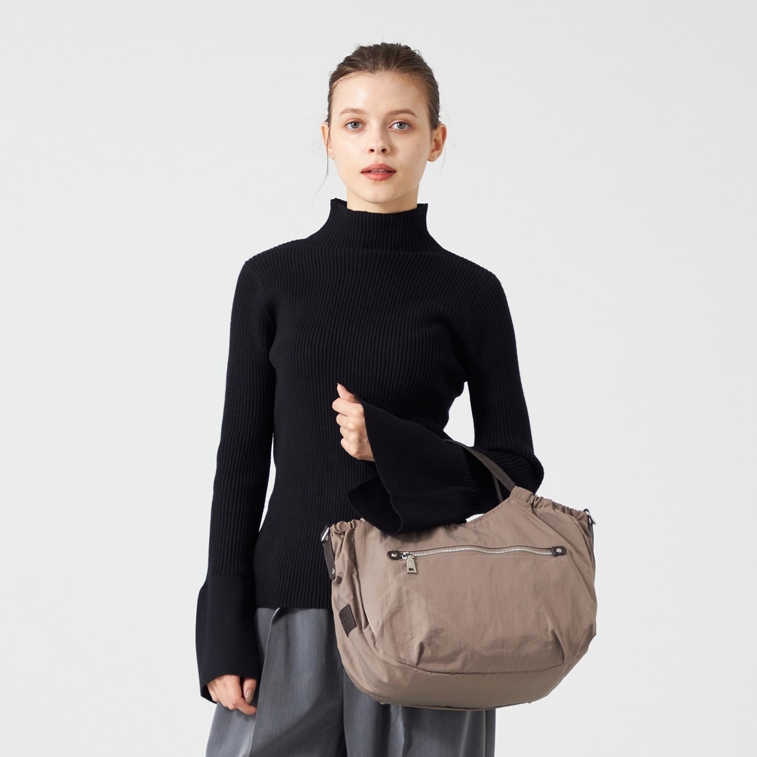 Y'SACCS vous et】サイドギャザー2WAYトート Mサイズ | イザック