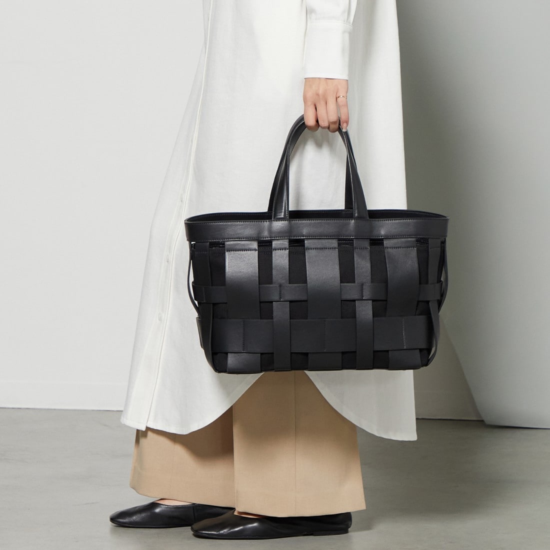 Y'SACCS リサイクルレザー　メッシュかごバッグ　large リサイクルレザー】メッシュかごバッグ large | イザック(Y