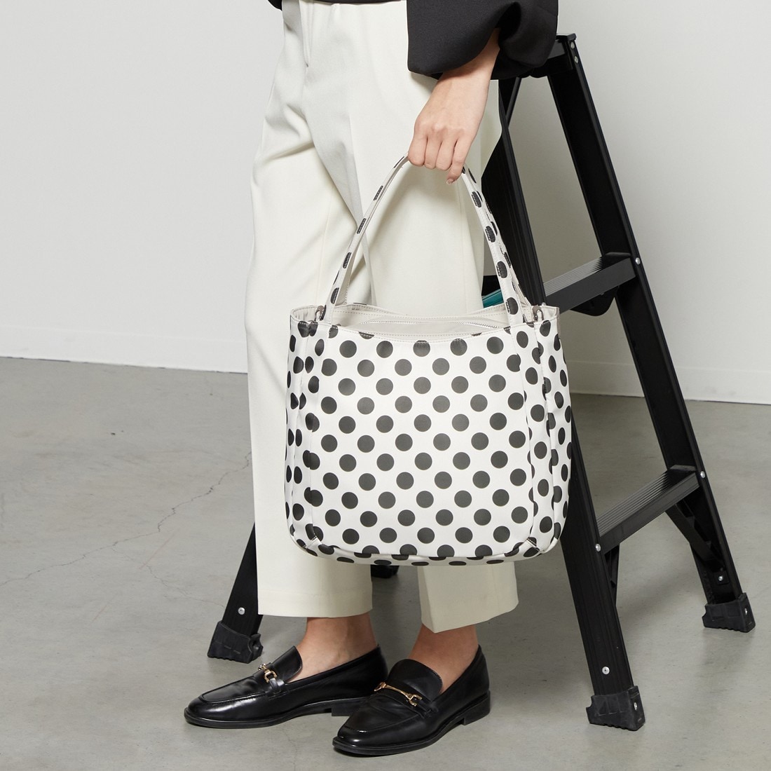 Polka Dots】ボンディングトート Mサイズ | イザック(Y'saccs