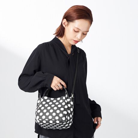 [^:YK-004-02]ؑ]Ƃ̃R{[VBl̂蒟11fځBƂVGbg͂̃~jg[gobOBCfނɗJ[Õhbg{AǂȂmły߂ACeɎdオ܂BɋCオ̂ɂƂvAn̔zFɂؑ]̂肪Bt̃V_[XgbvgΎ΂ߊ|⌨|\łBn̂fނgpAƎ̂|CgBƂo₨ۂɂ҂ȃTCỸ~jobOłBOc}Olbgt|Pbg~2ijcI[v|Pbg~2,t@Xi[|Pbg~1Ɩ̊֌WɂAۂFČꍇ܂B܂p\REX}[gtHȂǂ̊ɂA኱iƉ摜̃J[قȂꍇ܂B