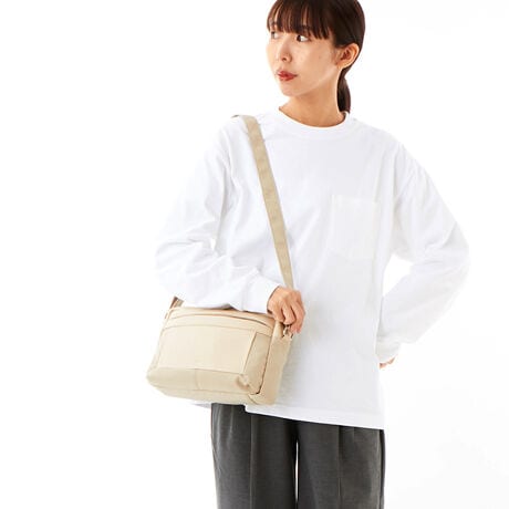 [^:20-046-02]VvŒIȃCIȃV[YBiԂƂĂgACełBtgɂ̓TCNU[ґɎgpAiCfނ̓́uyvx[XɂȂfނ̍̕y݂܂BRpNgȌڂȂz܂̂ŁAspƂĂd󂵂܂B60/u[webJ[łBOct@Xi[|Pbg~2cI[v|Pbg~2,t@Xi[|Pbg~PH{fނgpĂ܂ADt@Xi[ȂǂZ\܂B܂AH͉ivIȂ̂ł͂܂̂łӂBƖ̊֌WɂAۂFČꍇ܂B܂p\REX}[gtHȂǂ̊ɂA኱iƉ摜̃J[قȂꍇ܂B\߂B