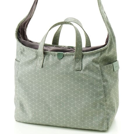 [^:10-012-02]"ƂJWAȃV_[obOɁAZ߂̃nh2waydlB͎[Xy[XׂĂA̎d֗ȍ\ɂȂĂ܂BCfނƃCjOƂ̃oCJ[y߂J[ÓAgpɋCグĂ|CgɁBA4TCY[\ȃTCYł̂ŁAʋ΂ʊwȂǂ̉וȂ肪ȃV[ɑ劈BL[rbNƃ|Cghbggݍ킹IWĩp^[CNWFbgvgĂ܂B̎gpė}A480gƌyʂɎdグĂ܂BOcI[v|Pbg~2At@Xi[|Pbg~1@cI[v|Pbg~6At@Xi[|Pbg~2H{fނgpĂ܂ADt@Xi[ȂǂZ\܂B܂AH͉ivIȂ̂ł͂܂̂łӂBƖ̊֌WɂAۂFČꍇ܂B܂p\REX}[gtHȂǂ̊ɂA኱iƉ摜̃J[قȂꍇ܂B\߂B26/O[WwebJ[łB