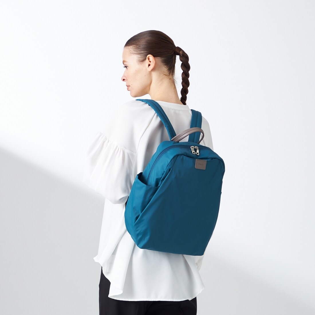 ナイロンタフタ】トラベルショルダーリュック mini | イザック(Y'saccs