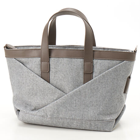 [^:50-022-01]l̃|GXegpAtĂ炵Cȕ̃g[gobOB|GXeȂ̂ŌSxɁAdʖ430gƂƂĂydオɂȂĂ܂B{fB̓uh̓uYv`[tɂ؂Ԃ܂莆̂悤ŁAVvȃfUC̒ɃCUbN炵VѐSACeB}Olbĝ|PbgAɎo̎[ɕ֗łBO\ȃV_[XgbvgΎ΂ߊ|⌨|ł2WAYdlłBOc}Olbgt|Pbgij~QcI[v|Pbg~2,t@Xi[|Pbg~1Ɩ̊֌WɂAۂFČꍇ܂B܂p\REX}[gtHȂǂ̊ɂA኱iƉ摜̃J[قȂꍇ܂B\߂B11/GYwebJ[łB