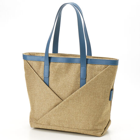 [^:50-022-02]l̃|GXegpAtĂ炵Cȕ̃g[gobOB|GXeȂ̂ŌSxɁAdʖ450gƂƂĂydオɂȂĂ܂B{fB̓uh̓uYv`[tɂ؂Ԃ܂莆̂悤ŁAVvȃfUC̒ɃCUbN炵VѐSACeB}Olbĝ|PbgAɎo̎[ɕ֗łBA4TCY[ł邽߁Aʋ΂ʊwȂǂ̉וV[ɂ߁BOc}Olbgt|Pbgij~QcI[v|Pbg~2,t@Xi[|Pbg~1Ɩ̊֌WɂAۂFČꍇ܂B܂p\REX}[gtHȂǂ̊ɂA኱iƉ摜̃J[قȂꍇ܂B\߂B11/GYwebJ[łB