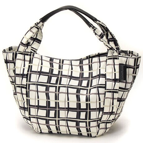 [^:10-014-01]|GXefނ4ނ̐FƂǂȃvg{V[YBC̑fނ̓nAƂdオłBTCNU[Ƃ̃RrɂȂĂe4ȂǃVvȃVGbgȂ肪ACełB|Pbgt3w\ɂȂĂA̎dɕ֗Bd270gƂƂĂyʂȂ̂ŁAfC[炨o܂ŕLV[Ŋ􂵂܂BV[Ỹ|[`iiԁF10-014-03jƃZbggp\łB؂₩Ȉۂ̃g[gobO̓v[gɂ߁BOc}Olbgt|Pbgij~QcI[v|Pbg~1,t@Xi[|Pbg~1fނ̓Ȁo͌̂ɂĈقȂ܂BƖ̊֌WɂAۂFČꍇ܂B܂p\REX}[gtHȂǂ̊ɂA኱iƉ摜̃J[قȂꍇ܂B\߂B