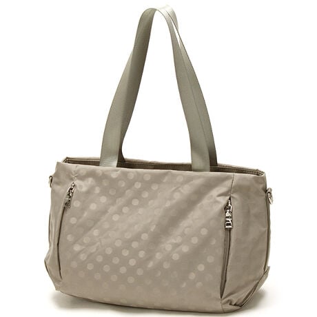 [^:YV028-01]lC̃hbgWJ[hpV[YB̓pxɂĕoČ悤ȕł̂ŁA肰ȂR[fɎ₷fނłBtgɏcɂĂt@Xi[|Pbg͉ɏApXP[XnJ`ȂǂƎo̎[ɕ֗BO\ȃV_[XgbvtĂ邽߃g[gobOƂĂł͂Ȃ|΂ߊ|ł2WAYACełBobȎdʖ400gƁA500mlybg{g1{ydオĂAfC[[XgxV[܂ŕLV[łoT|[g܂BOct@Xi[|Pbg~QcI[v|Pbg~2,t@Xi[|Pbg~1fނ̓Ȁo͌̂ɂĈقȂ܂BƖ̊֌WɂAۂFČꍇ܂B܂p\REX}[gtHȂǂ̊ɂA኱iƉ摜̃J[قȂꍇ܂B\߂B