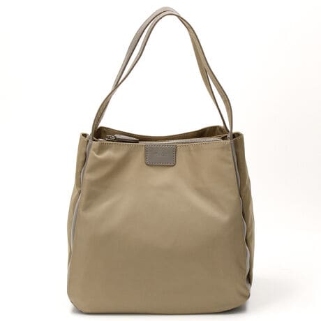 [^:20-055-02]1993Ñt@[Xgfȍ~Aj[Ad˂ČpĂuhŐlC̃V[YB́A蓖͋̕CɋߕtȂÃCtX^Cɍ킹ċ@\ƃfBe[ɂo[WAbv܂B˂Ă育D]Ăg͂̂܂܂ɁAX^CbVɂg܂BH{iCfނCɂĂ܂̂ŏʂ̉J≘ɋAyďvȃACełBVvŎgSn̗ǂAԓIɂȂg܂BOct@Xi[|Pbg~1,}Olbgt|Pbgij~2cI[v|Pbg~3,t@Xi[|Pbg~1Ɩ̊֌WɂAۂFČꍇ܂B܂p\REX}[gtHȂǂ̊ɂA኱iƉ摜̃J[قȂꍇ܂B\߂B