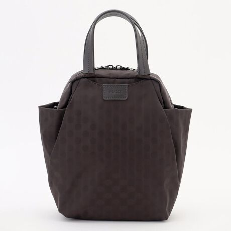 [^:YI-006-01]saqƂ̃R{[VBl̂蒟11fځBAE^[|Pbg̎[Xy[X@\d~j{XgBCfނɂ́AH{hbgWJ[hfނgpĂ܂Bpx̉ŕ̌ςA肰ȂACełBs삳񎩂炱ăZNgCjÕJ[́AgĂċCȂ悤ȗVѐŜ̂`CXB500mlybg{g[\ȃTCYŁAX}[gtH₨zȂǂ̋Mdi܂BO\ȃV_[XgbvŎ΂ߊ|ł̂|CgłBOcI[v|Pbg~2,t@Xi[|Pbg~2,}Olbgt|Pbg~PcI[v|Pbg~P,t@Xi[|Pbg~1H{fނgpĂ܂ADt@Xi[ȂǂZ\܂B܂AH͉ivIȂ̂ł͂܂̂łӂBƖ̊֌WɂAۂFČꍇ܂B܂p\REX}[gtHȂǂ̊ɂA኱iƉ摜̃J[قȂꍇ܂B\߂Bfނ̓Ȁo͌̂ɂĈقȂ܂B\߂B