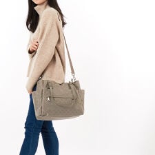 はっ水ドットジャガードポーチ付きトートバッグ