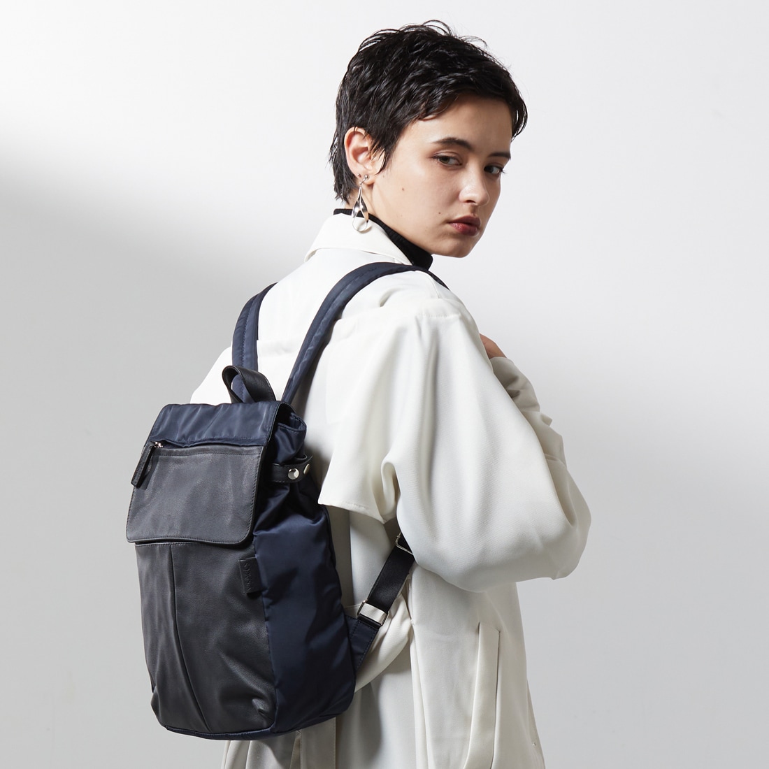 【極美品】TOPKAPI リプルトリップ ナイロン コンビ リュック グレージュ Breath TOPKAPI リプル エコナイロン コンビ リュック / バッグ