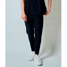 ナイロンストレッチテーパード9分丈パンツ