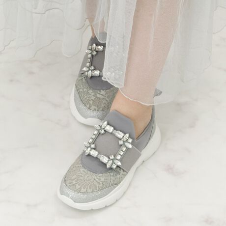 [^:525001]LLobNڂlXj[J[BAbp[̓[XnŃI[V[YĒ܂BBridgetBirkin炵JWAɂȂ肷Ȃq͂̍́Iy_炩Sn1ĂĂm炸ȃXj[J[łByBridget Birkin^uWbgo[LzCȂfUC̒Ɂh̉炵hւ̎v߂uuWbgo[LvBוɂ܂ł΂߂ꂽXC[gȃfBe[AG^[iȉASeޑʂȕ\o܂BYߒɐLYꍇ܂B܂fނ̓A኱̐FACꂪꍇ܂A͑fނ̓ƂȂ܂B\߂BAɑjꍇ܂BBě̓ɂFČꍇ܂ B܂Aql̂gPCj^[X}[gtHʂȂǂ̊ɂFۂ̏iƈČꍇ܂B\߂BTCYZ(\L)͂܂ŖڈƂȂ܂Bd:293g