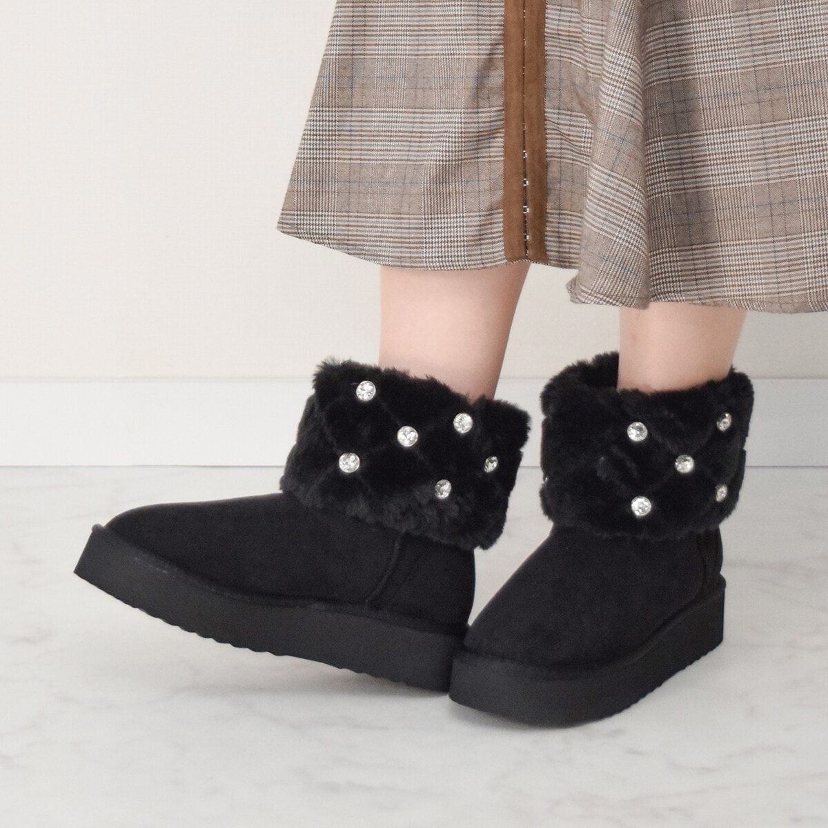 ブラックスエードムートンブーツ