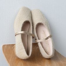 ブリジット バーキン(Bridget Birkin)の25秋冬新作◆Bridget Birkin◆エラスティックバンドもこもこスクエアバレエシューズ