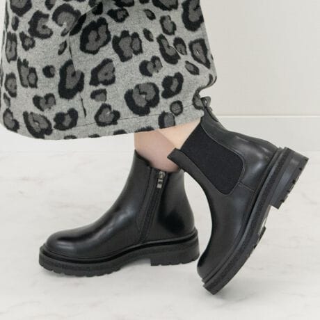 [^:553031]obÑ[vANZg̃TChSAu[cBt@Xi[ƃ[vtŒEyB肵^N\[₷|CgłBÊ₷ƃR[fBl[gI΂ȂfUCŁAfC[Ɋ̗\BV[Y[h߂ĂACełByBridget Birkin^uWbgo[LzCȂfUC̒Ɂh̉炵hւ̎v߂uuWbgo[LvBוɂ܂ł΂߂ꂽXC[gȃfBe[AG^[iȉASeޑʂȕ\o܂BATTENTIONEYߒɐ鑽̃LYVꍇ܂B܂fނ̓A኱̐FCꂪꍇ܂Apɂ͖育܂BEAɑjꍇ܂iɉe͂܂BEBě̓ɂFČꍇ܂ B܂Aql̂gPCj^[X}[gtHʂȂǂ̊ɂFۂ̏iƈČꍇ܂BETCYZ(\L)͂܂ŖڈƂȂ܂B̌`ɂKTCY̌l܂B:12.5cm:24cmd:440g