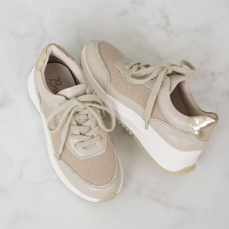 [^:555051]rW[[̉肪肰ȂANZg̃[JbgXj[J[Bn؂ւ邱ƂŒ悢JWAoBV[[X͕RgpAق̂肩킢炵eCXgɎdグ܂B肪ǂAԗĂɂ̂ŁAoɂ҂ByBridget Birkin^uWbgo[LzCȂfUC̒Ɂh̉炵hւ̎v߂uuWbgo[LvBוɂ܂ł΂߂ꂽXC[gȃfBe[AG^[iȉASeޑʂȕ\o܂BATTENTIONEYߒɐ鑽̃LYVꍇ܂B܂fނ̓A኱̐FCꂪꍇ܂Apɂ͖育܂BEAɑjꍇ܂iɉe͂܂BEBě̓ɂFČꍇ܂ B܂Aql̂gPCj^[X}[gtHʂȂǂ̊ɂFۂ̏iƈČꍇ܂BETCYZ(\L)͂܂ŖڈƂȂ܂B̌`ɂKTCY̌l܂Bd:289g