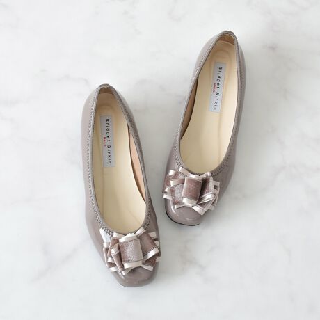 [^:55245B]v[cɐ܂肽܂ꂽ{؂₩ȃ}V}tBbg̃E\[LOpvXBTeƃxxbgƂ̈Ⴄfނd˂ĉ₩ȗ̊oĂ܂BbvƓnFȂ̂ŉ؂₩ȒɂdオɁBIWĩ[h\[͑ɃtBbgȉKȍƁAܐɏL@\Ă閜\EH[LOpvXB₷QȈꑫByBridget Birkin Walk^uWbgo[L EH[NzBridget Birkin̊Â炵fUCłȂA₷dVRtH[g̃V[YCBuCIǁA₷ė₷CIIvȏ̂킪܂܂ɉIVy݂ȂAhmXgXhŁh}V}\tghȗSnĂuhłB#Xj[J[pvXYߒɐLYꍇ܂B܂fނ̓A኱̐FACꂪꍇ܂A͑fނ̓ƂȂ܂B\߂BAɑjꍇ܂BBě̓ɂFČꍇ܂ B܂Aql̂gPCj^[X}[gtHʂȂǂ̊ɂFۂ̏iƈČꍇ܂B\߂BTCYZ(\L)͂܂ŖڈƂȂ܂Bd:220g