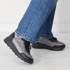 ブリジット バーキン(Bridget Birkin)のBridget Birkin◆4cmヒール◆インヒールキルティングスニーカー