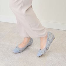 Bridget Birkin◆2.5cmヒール◆レースチュール切り替えパンプス