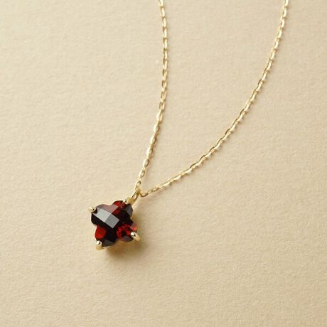 [^:407274900]lC̍BJbg̃lbNXłB Ԃт̒_Ő΂𗯂߂邱ƂŁADȃtHfUCɎdグ܂BԂтƉԂт̂ɐ܂鎩RȂт̃CɉāAΘg̑ʂVɂ邱ƂłԂƍ炭悤ȁA炩ȗ̊oĂ܂B ̃qJB̌`ɔAڂɌȂɂ肰ȂYfUCłB *eCNAbv̏íA{̐El̎dɂꂽMade in JapanłB*VR΂gpĂ܂B̐F܂AB