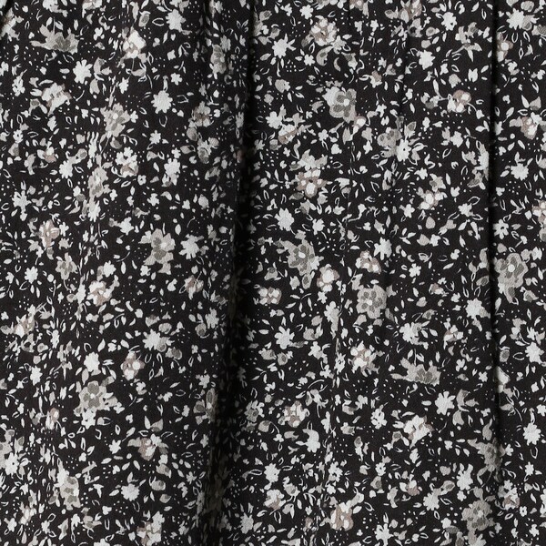 【13号～19号】サテンフラワープリントブラウス【大きいサイズレディース】