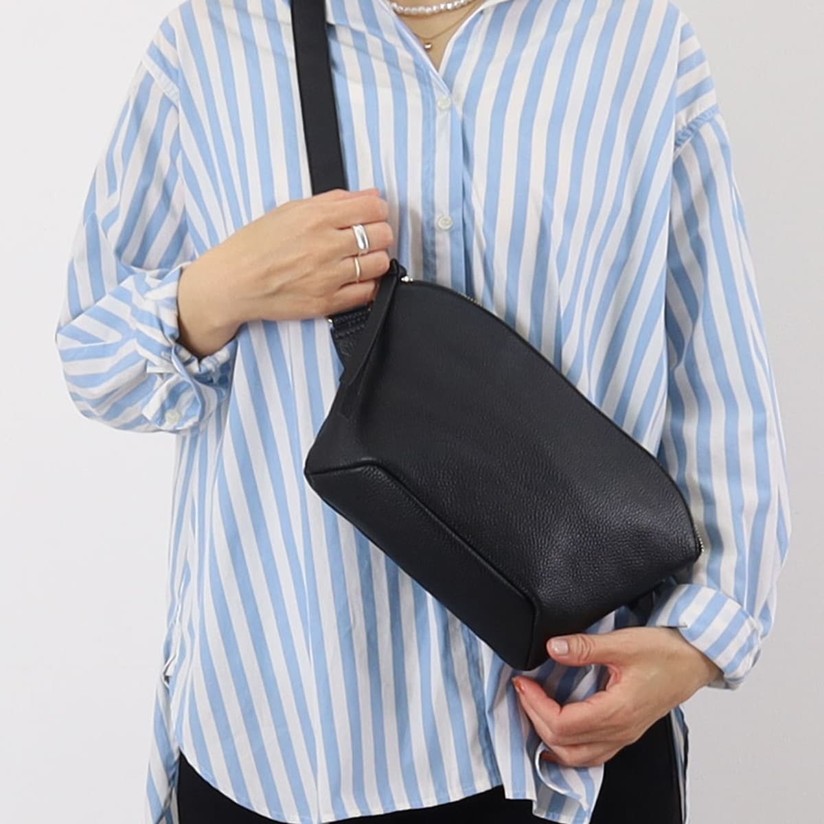 シュリンクレザースクエアショルダーバックﾞ COOCO クーコ 送料無料 即日発送 COOCO（クーコ）シュリンクレザースクエア ショルダーバッグ クーコ