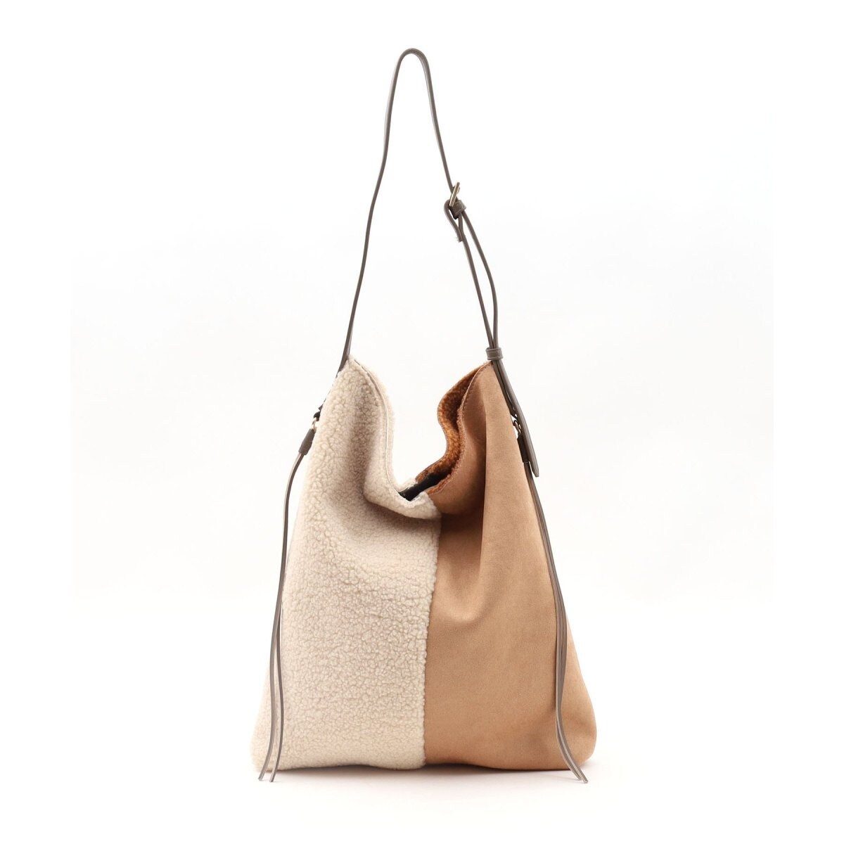 COOCO（クーコ） バイカラームートン風ショルダーバッグ／A4対応