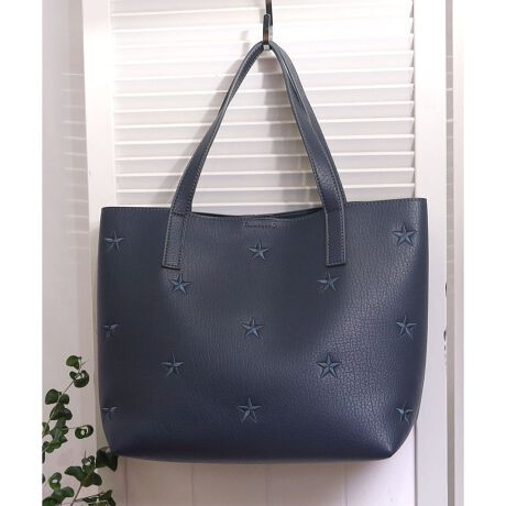 [^ԁF25131-11010]ƂƂGSn1PUŎdグg[gobOBhJ͖{̂ƓFɂȂĂđlۂX^COɂsb^B蒠|[`AzȂǕKvȕeʁB̓}OlbgdlɂȂĂāAyĂǂȃX^COɂ킹₷ʔNgfUCłBX܂ւ⍇̍ۂ͉L̏iԍ`BiԍF25131-11010ỉ摜̓Tv̂߁Aۂ̐iƂ́AdlHATCY኱قȂꍇ܂BTCYF`STCYΉETOOybg{g|PbgFP@OP JF}OlbgdʁF460gTCYF27cm/23cm/܂15cm/nhオ17cm/J36cmfށFvY:X܂ւ⍇̍ۂ͉L̏iԍ`BiԍF25131-11010ỉ摜̓Tv̂߁Aۂ̐iƂ́AdlHATCY኱قȂꍇ܂Bӎ\Ȍɋ߂J[ɂČfڂĂ܂Agp̃p\RX}[gtHȂǂ̒[̊ɂāAۂ̐FƈقȂČꍇ܂B\߂BTvŎBeĂ鏤i܂B̏ꍇAۂ̏iƂ͐FEdlقȂꍇ܂̂ŁA\߂BCOOCOyCOOCO/N[Rzu肰Ȃghvu@\vuDAILYvL[[hɓONEOFFǂȃV[łR[fBl[gɊy▾邳Aɂ͑lۂfGȃGbZXɂȂ肽Bȑz͂BAGuhłBTCYF`STCYΉETOOybg{g|PbgFP@OPJF}OlbgdʁF460gTCYF27cm/23cm/܂15cm/nh17cm/J36cm