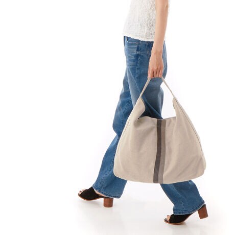 [^ԁF25131-11032]BAG̒ɔzFŃe[vfUC|Cg̃V_[obOBȖnAfjngpAlۂJWAɎdグ܂B2F̃Ce[v|CgɂȂ܂ˁIW[V[Ȃǂɂ֗IƂוĒeʂ܂BX܂ւ⍇̍ۂ͉L̏iԍ`BiԍF25131-11032ỉ摜̓Tv̂߁Aۂ̐iƂ́AdlHATCY኱قȂꍇ܂Bӎ\Ȍɋ߂J[ɂČfڂĂ܂Agp̃p\RX}[gtHȂǂ̒[̊ɂāAۂ̐FƈقȂČꍇ܂B\߂BTvŎBeĂ鏤i܂B̏ꍇAۂ̏iƂ͐FEdlقȂꍇ܂̂ŁA\߂ByCOOCO/N[Rzu肰Ȃghvu@\vuDAILYvL[[hɓONEOFFǂȃV[łR[fBl[gɊy▾邳Aɂ͑lۂfGȃGbZXɂȂ肽Bȑz͂BAGuhłBTCYF`STCYΉETOOybg{g|PbgFRJF}OlbgdʁF400gTCYF43cm/36cm/܂18cm/nh25cm/J58cmîCɓo^uîCɓo^vōēגʒmAXg̒ʒmAZ[ʒmAĂē׎ɒʒm󂯎邱Ƃł܂IЂo^BuĥCɓo^uuĥCɓo^vŐViēׂȂǁAȏ󂯎邱Ƃł܂IЂo^B