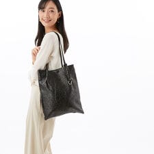 【COOCO】メタリック つまみハンドルフラット トートバッグ  A4収納可能