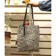 クーコ(cooco)の【COOCO】アニマル柄 つまみハンドルフラット トートバッグ  A4収納可能