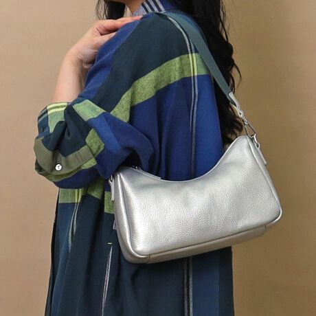 [^ԁF25531-11307]COOCOlC̋vVNU[V[YEhfUC|Cg̃V_[obOBV_[Xgbv2ނAV[ɍ킹Ăg܂BJWAɂLCڂɂ͂܂₷fUCzEybg{g[\Ȃ̂Ōڈȏɂ[͂IV[YXŎgāAR[fBl[g₷g₷V_[obOłBiԍF25531-11307ỉ摜̓Tv̂߁Aۂ̐iƂ́AdlHATCY኱قȂꍇ܂Bӎ\Ȍɋ߂J[ɂČfڂĂ܂Agp̃p\RX}[gtHȂǂ̒[̊ɂāAۂ̐FƈقȂČꍇ܂B\߂BTvŎBeĂ鏤i܂B̏ꍇAۂ̏iƂ͐FEdlقȂꍇ܂̂ŁA\߂BCOOCOyCOOCO/N[Rzu肰Ȃghvu@\vuDAILYvL[[hɓONEOFFǂȃV[łR[fBl[gɊy▾邳Aɂ͑lۂfGȃGbZXɂȂ肽Bȑz͂BAGuhłBTCYFzΉETOOybg{g|PbgFQ@OPJFt@Xi[dʁF340gTCYF24cm/15cm/܂7cm/V_[51/120/J22cmîCɓo^uîCɓo^vōēגʒmAXg̒ʒmAZ[ʒmAĂē׎ɒʒm󂯎邱Ƃł܂IЂo^BuĥCɓo^uuĥCɓo^vŐViēׂȂǁAȏ󂯎邱Ƃł܂IЂo^B