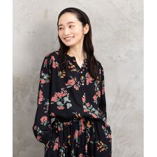 サブストリート(sab street)の【大きいサイズ】INDESIGN フラワーブーケプリントブラウス
