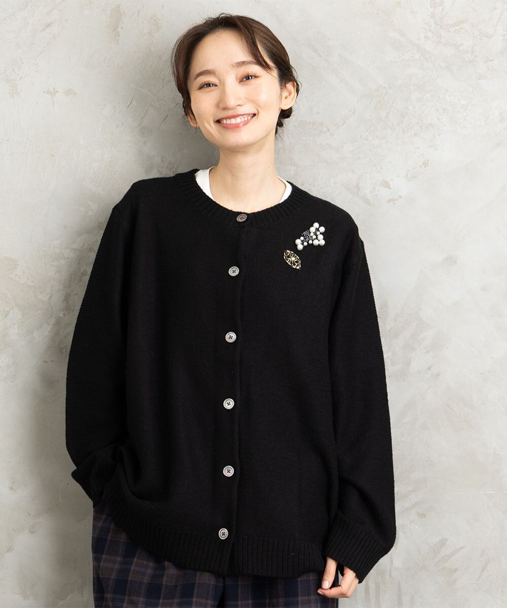 大きいサイズ】(ロジーク) [30th]ビジューブローチライクニット