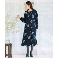 サブストリート(sab street)の【大きいサイズ】INDESIGN フラワープリントピンタックワンピース