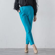 ピンタックテーパードパンツ≪洗濯機で洗える≫