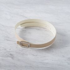 ビアッジョブルー(Viaggio blu)のリバーシブルビジューバックルベルト