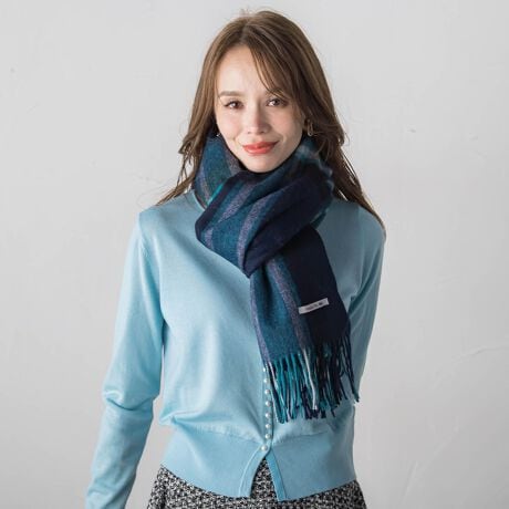 [^ԁF2614-58040]ӂƋC܂񂾂悤ȌyƁAv킸GꂽȂ㎿Ȕ肪͂̃}t[Bl̏ɎA炩îJ[łB񌳂ɊŊ܂𖾂邭ĂAR[gX^CɗD؂€vXB[̂肰ȂtWAтɌy₩ȕ\YĂ܂B~̂łʋ΂ɂ􂷂AVvŒ{łB