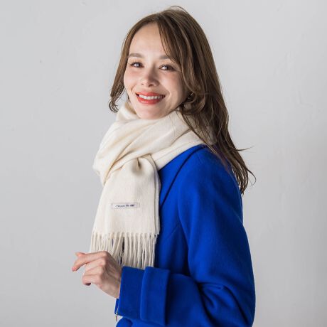 [^ԁF2614-58039]ӂƋC܂񂾂悤ȌyƁAv킸GꂽȂ㎿Ȕ肪͂̃}t[Bl̏ɎA炩îJ[łB񌳂ɊŊ܂𖾂邭ĂAR[gX^CɗD؂€vXB[̂肰ȂtWAтɌy₩ȕ\YĂ܂B~̂łʋ΂ɂ􂷂AVvŒ{łB