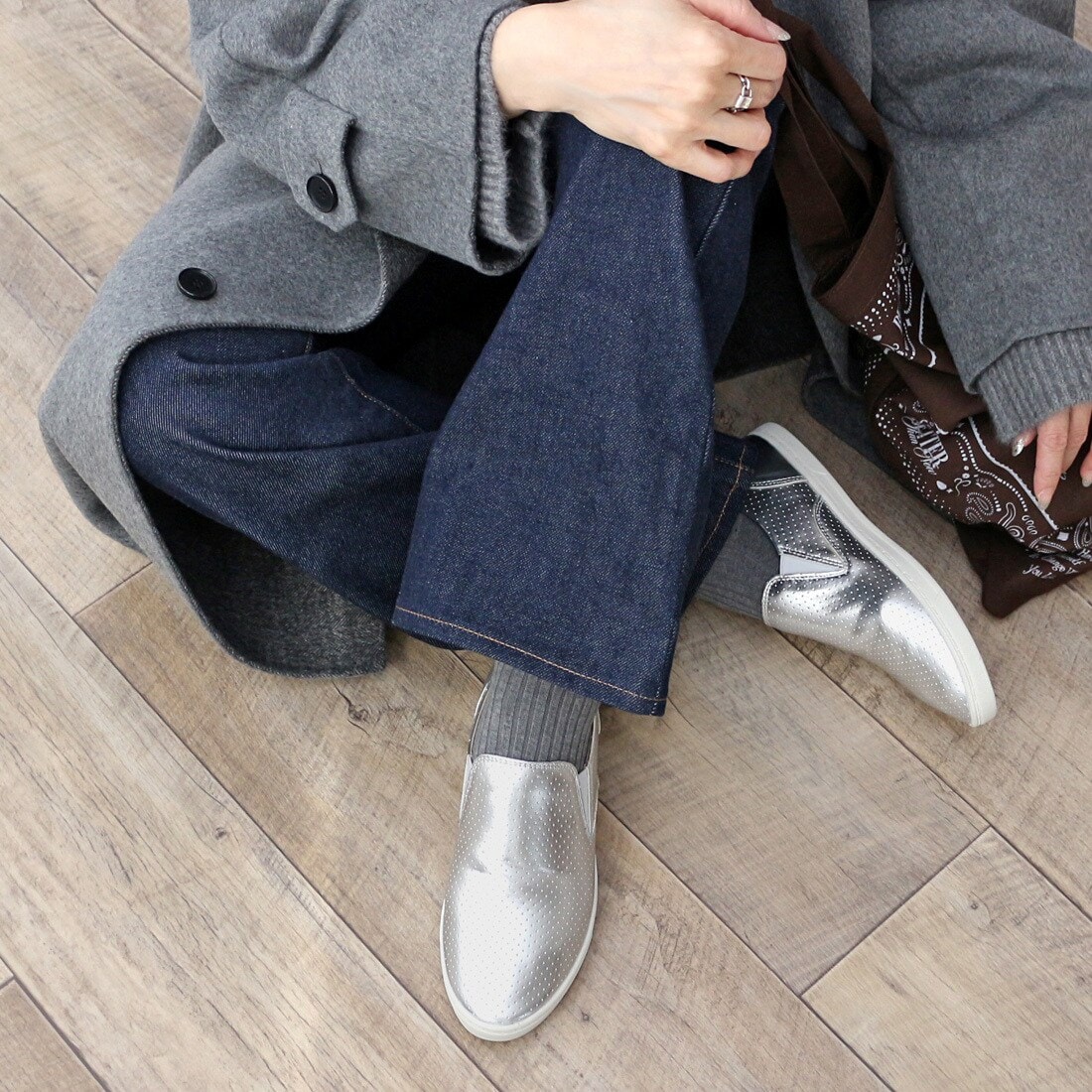 パンチングスリッポン | フィン(Fin) | マルイウェブチャネル