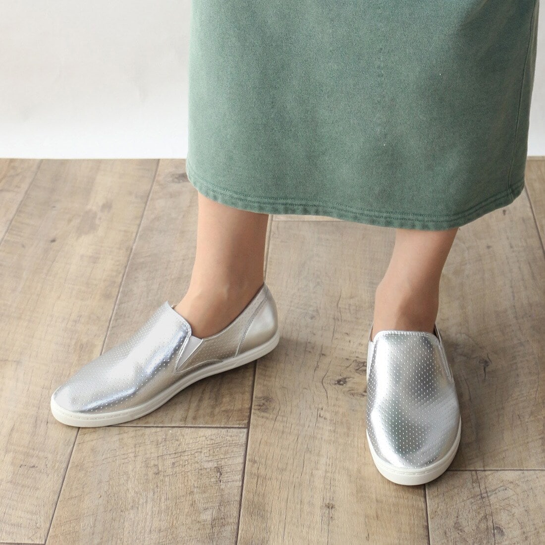 [}C]p`OXb|/tBiFinj SV