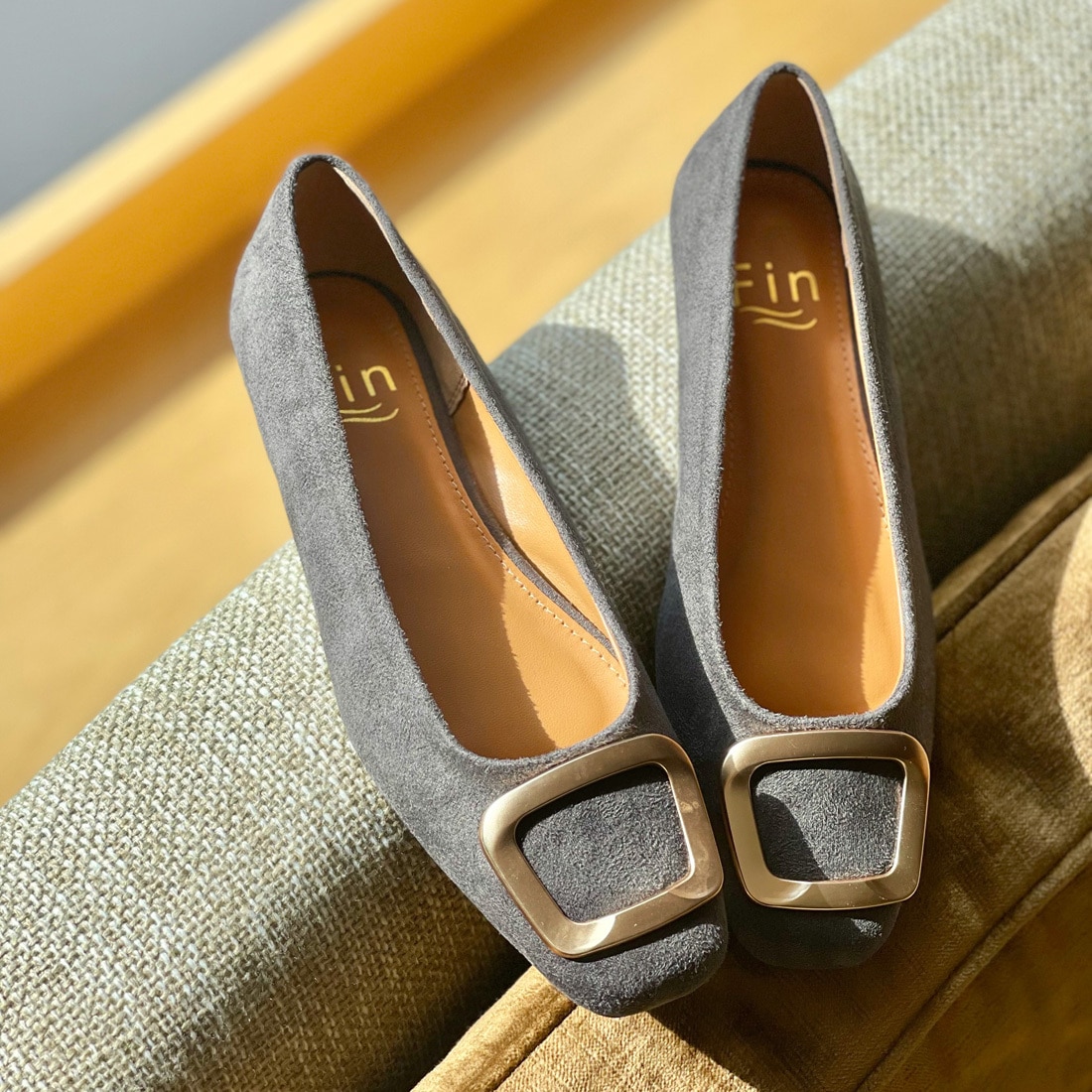 メッシュ ポインテッドトゥフラットシューズ | アルテミス by