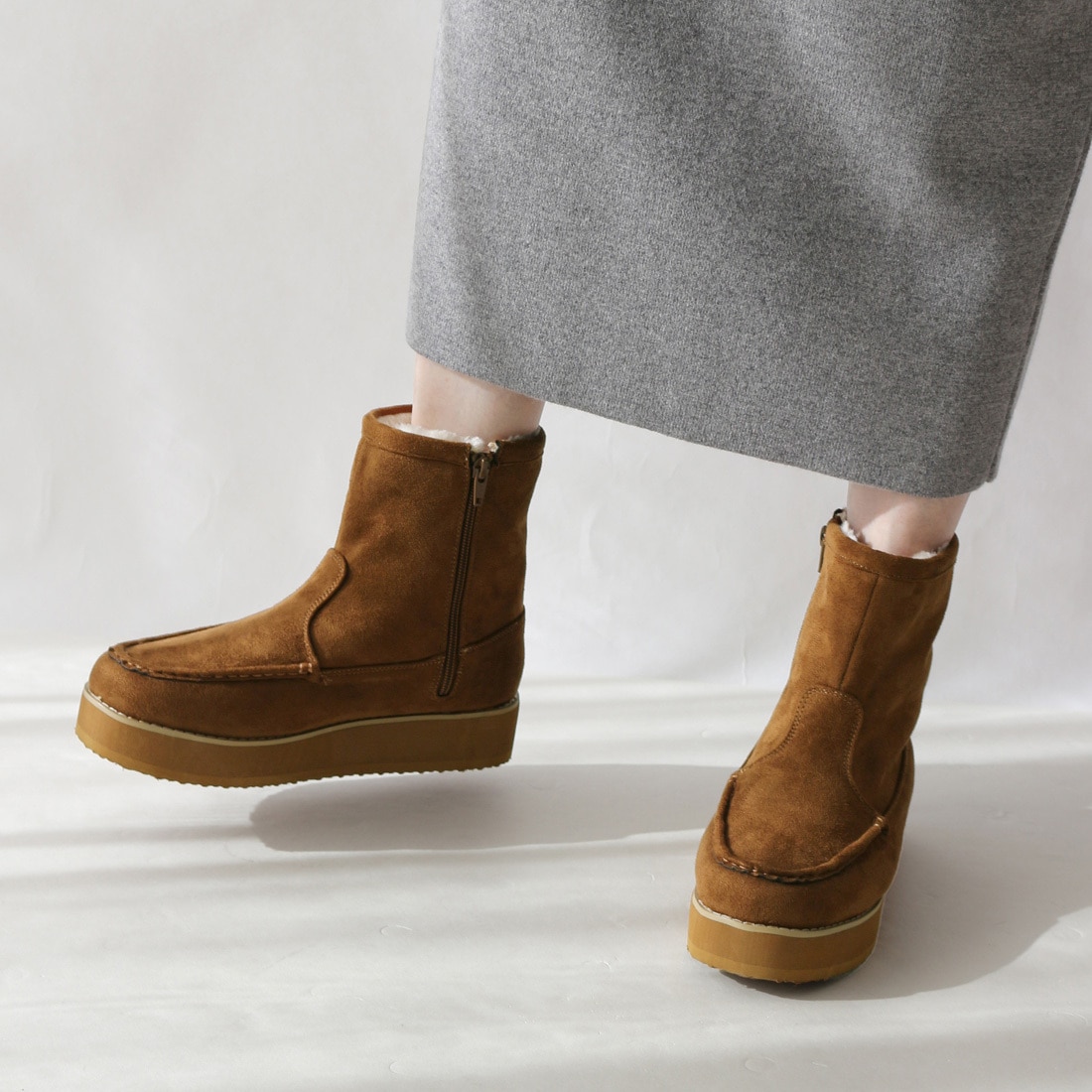 [}C]y23H~VzꃂJu[c/tBiFinj CA