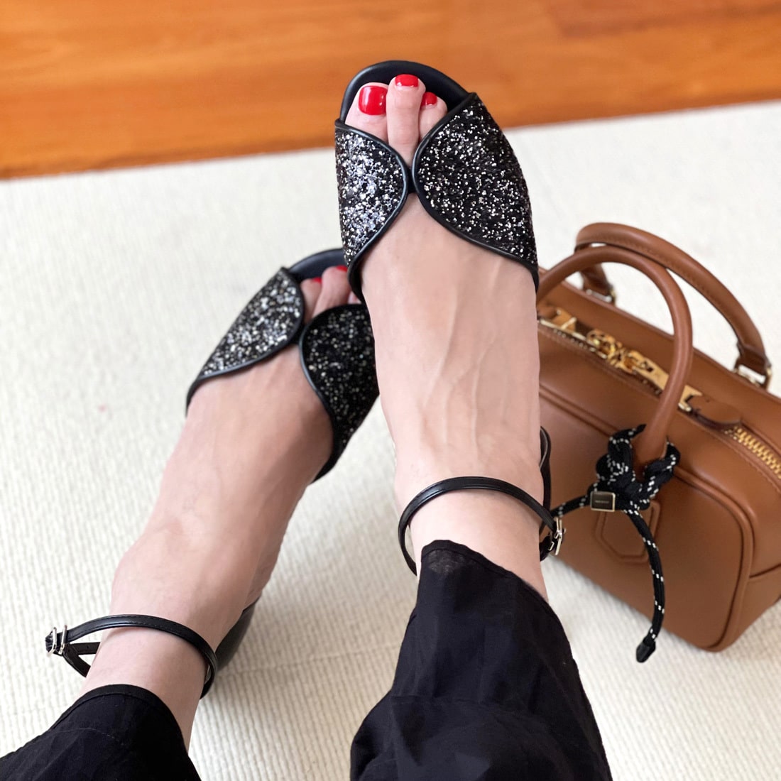 [}C]y24tĐVzo^tCXgbvT_/tBiFinj BLRr