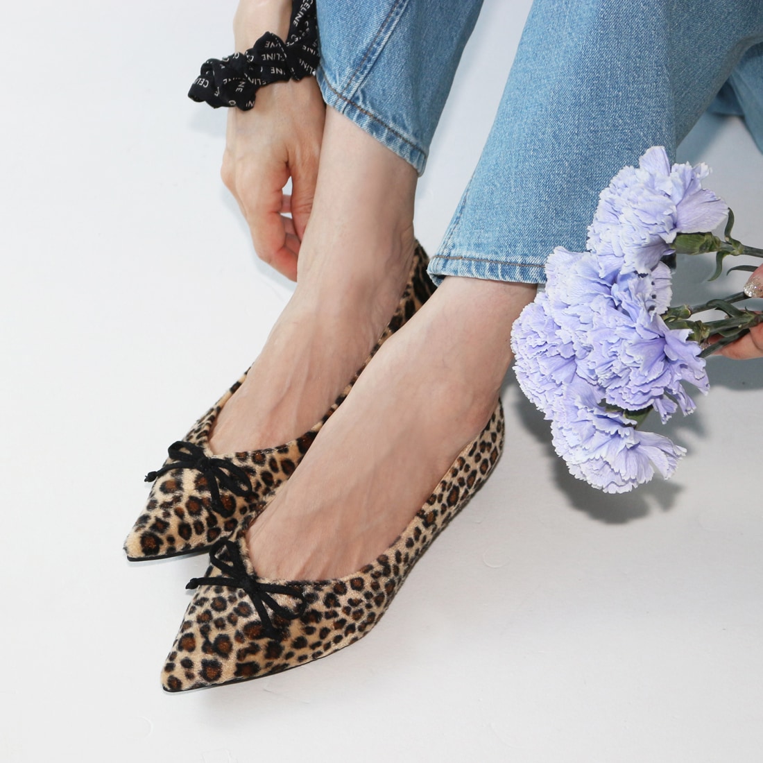 [}C]y24H~Vz|CebhgDVJbgoGV[Y/tBiFinj qE