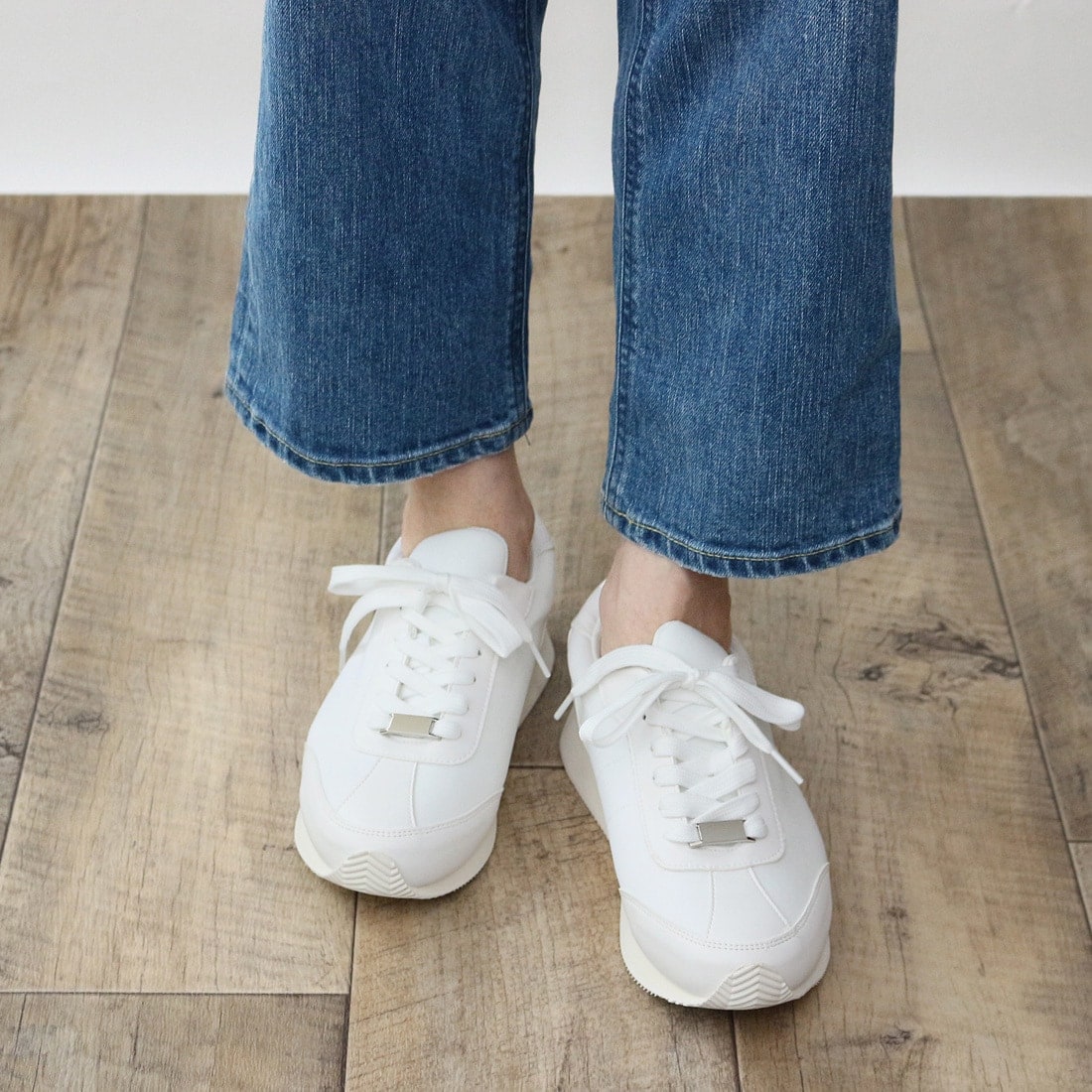 [}C]y25tĐVziCRrXj[J[/tBiFinj IV